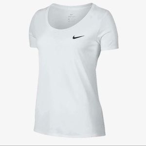 NIKE WOMEN'S DRY FIT TRAINING LOGO TOP WHITE